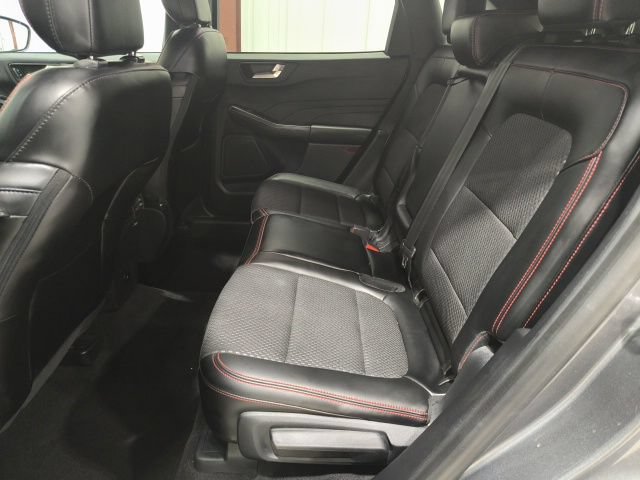 Certified 2024 Ford Escape ST-Line w/ Tech Pack #1 AWD/4WD image 19