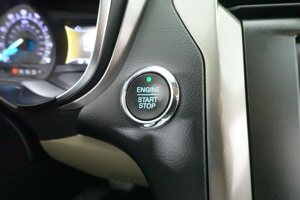 Certified 2019 Ford Fusion SEL FWD image 22