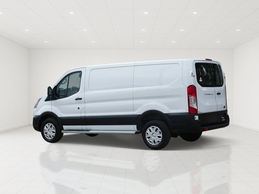 Certified 2025 Ford Transit 250 Low Roof w/ Exterior Upgrade Package RWD image 4