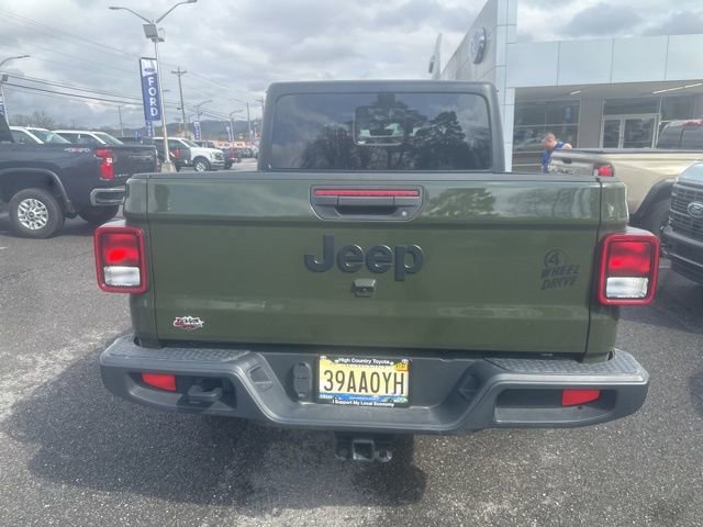 Used 2023 Jeep Gladiator Willys image 3