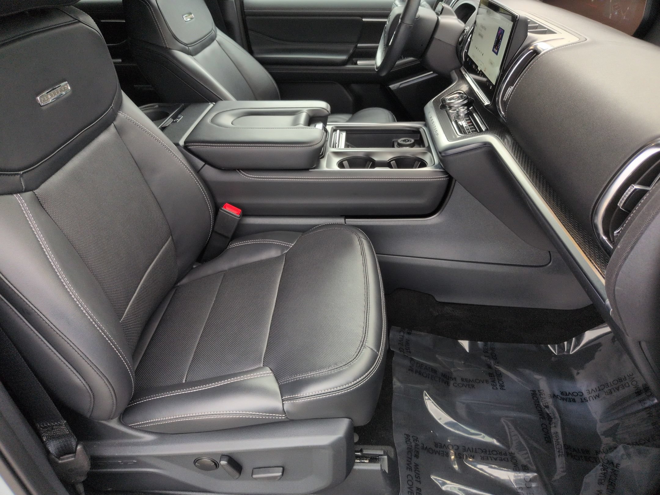 Certified 2025 Ford Expedition Max Platinum w/ Stealth Appearance Package AWD/4WD image 37