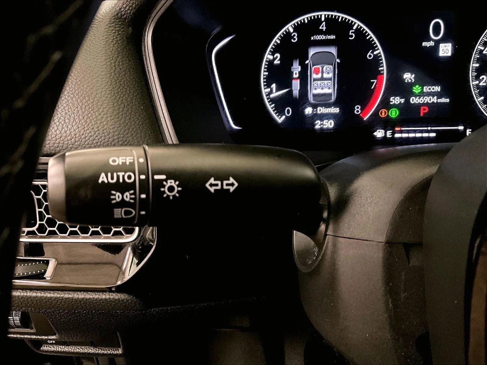 Used 2023 Honda Civic Sport image 30