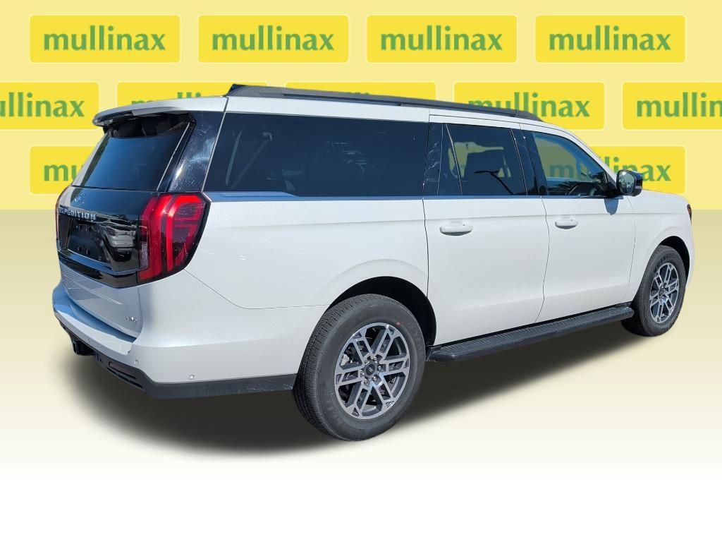 Certified 2025 Ford Expedition Max Active RWD image 6