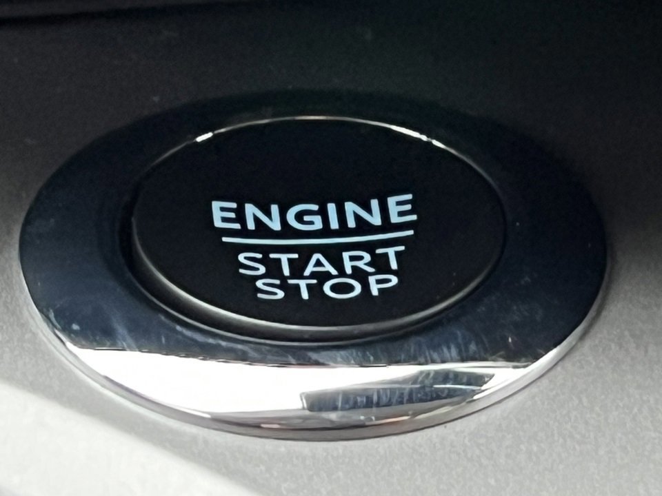 Certified 2022 Ford Explorer XLT w/ Equipment Group 202A image 37