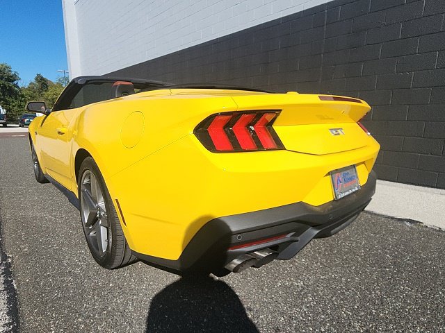 Certified 2024 Ford Mustang GT Premium RWD image 4