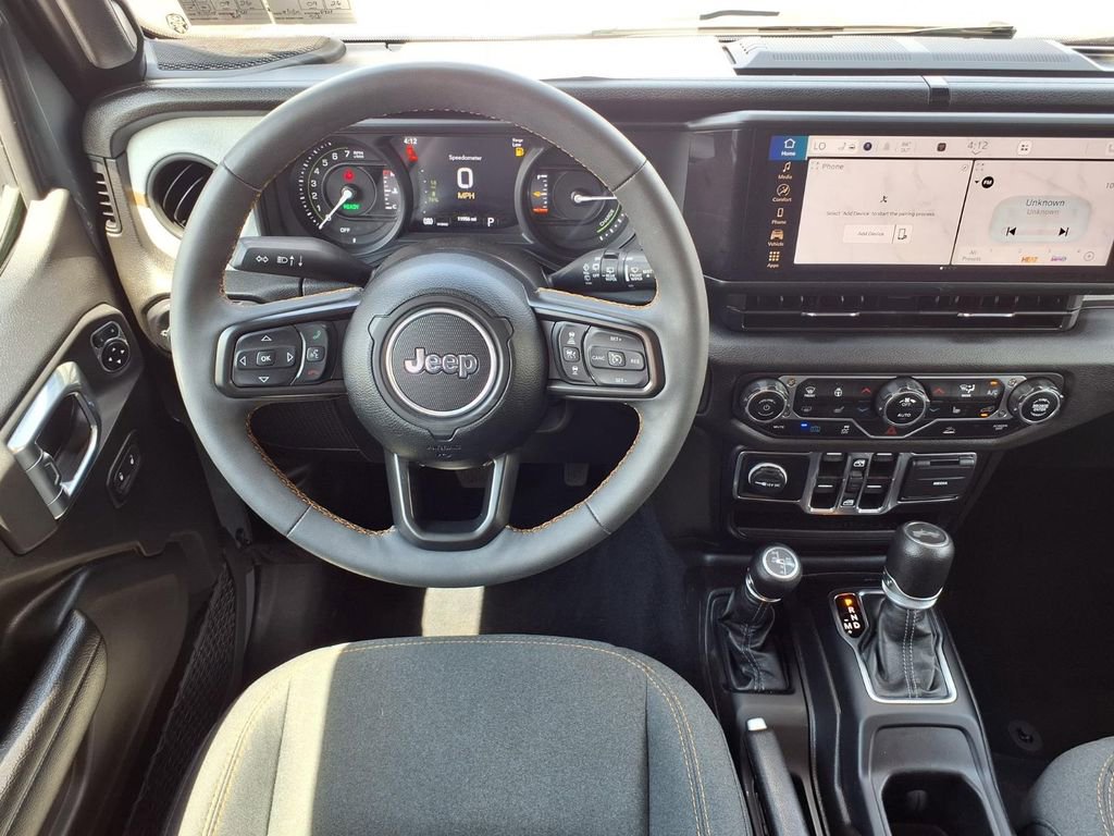 Used 2024 Jeep Wrangler Unlimited w/ Convenience Group AWD/4WD image 6