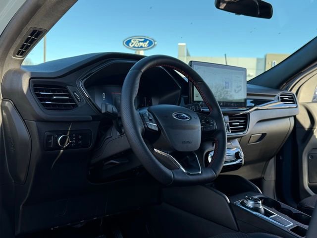 Certified 2025 Ford Escape ST-Line w/ Tech Pack #1 image 9