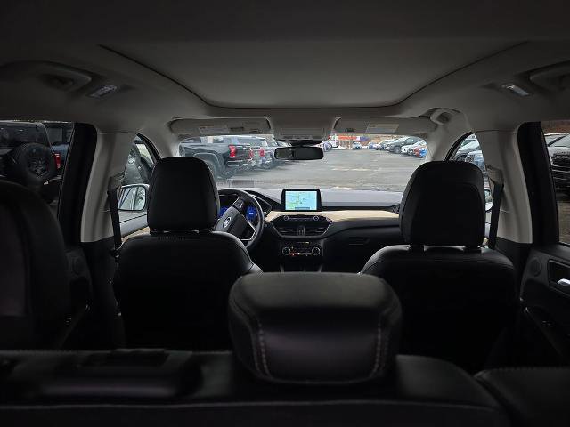 Certified 2022 Ford Escape Titanium w/ Titanium Elite Package image 21