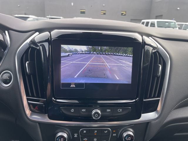 Used 2023 Chevrolet Traverse LT FWD image 41