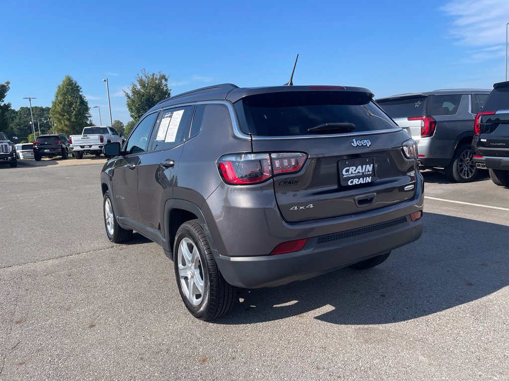 Used 2024 Jeep Compass Latitude AWD/4WD image 8