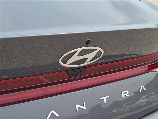 Used 2024 Hyundai Elantra Limited FWD image 14