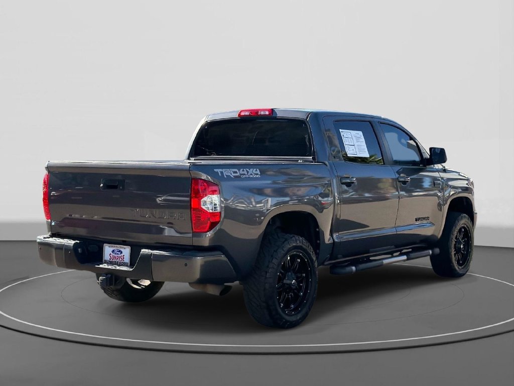 Used 2017 Toyota Tundra SR5 AWD/4WD image 5