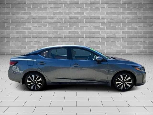 Used 2024 Nissan Sentra SV w/ SV Premium Package FWD image 6