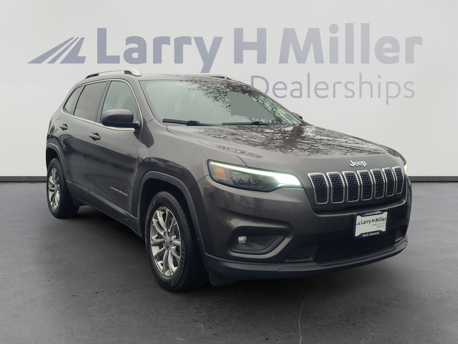 Used 2019 Jeep Cherokee Latitude Plus image 7