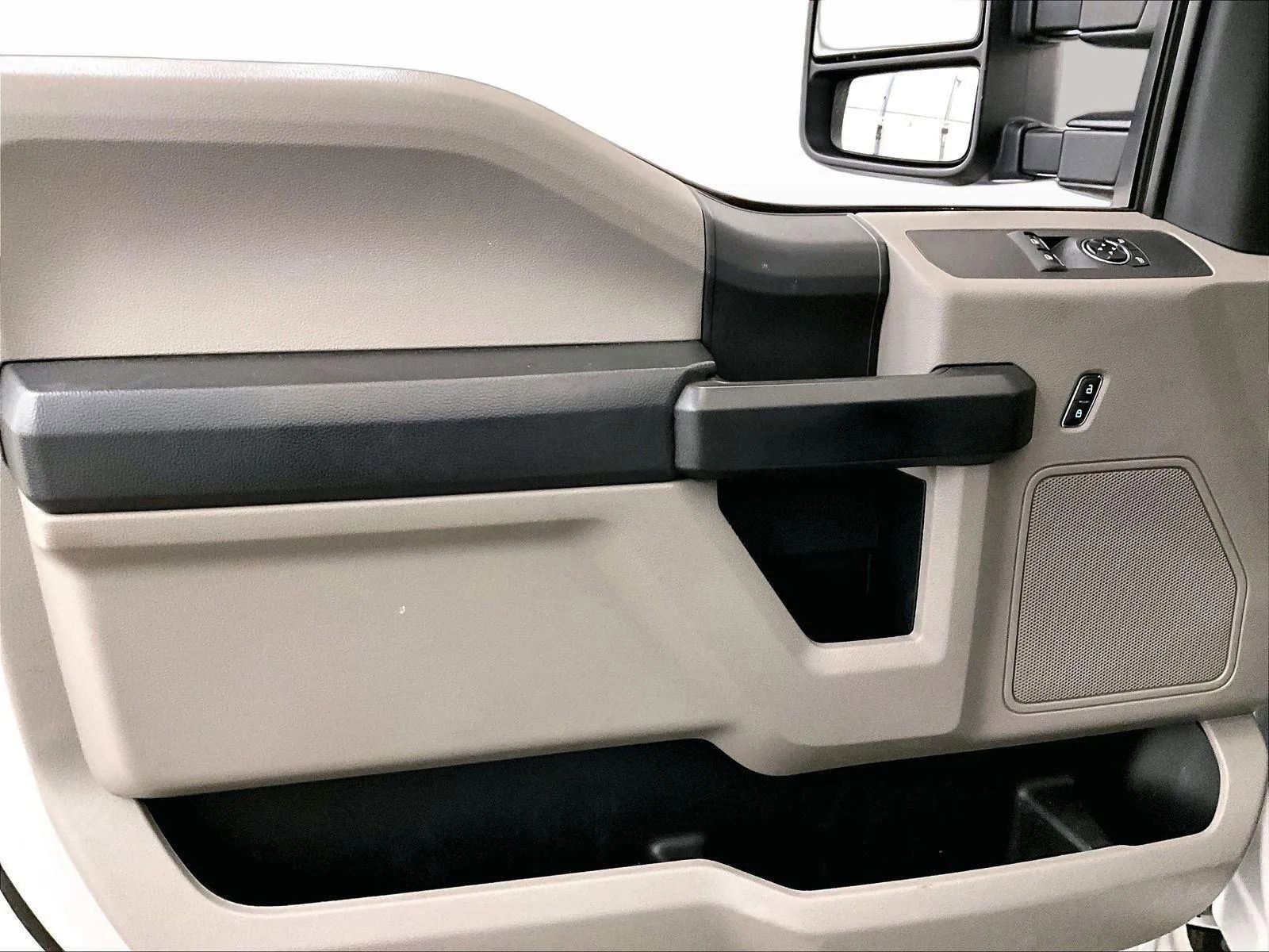 Certified 2021 Ford F250 XL w/ Power Equipment Group image 23