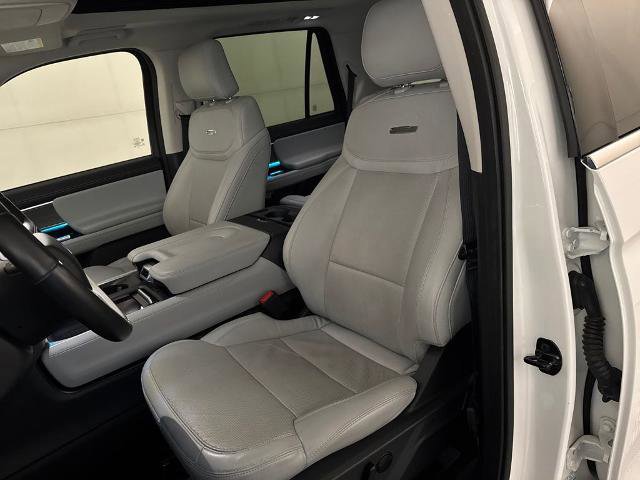 Certified 2025 Ford Expedition Platinum w/ Driver's Package image 18