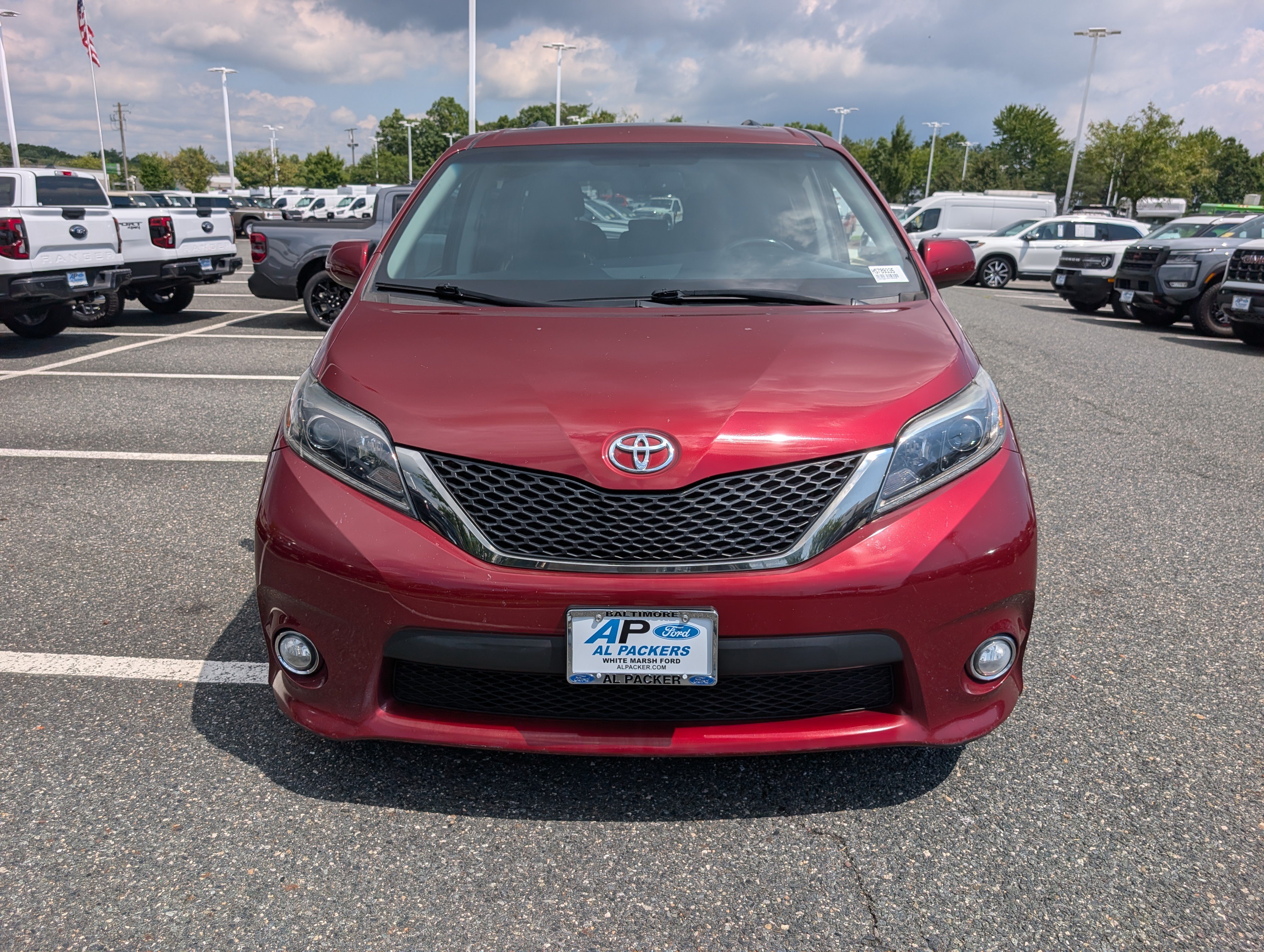 Used 2017 Toyota Sienna SE Premium FWD image 8