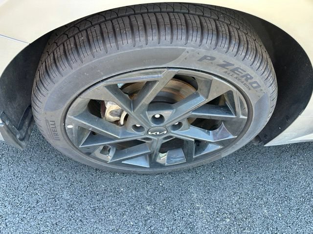 Used 2026 Kia K5 GT-Line w/ GT-Line Premium Package AWD/4WD image 7