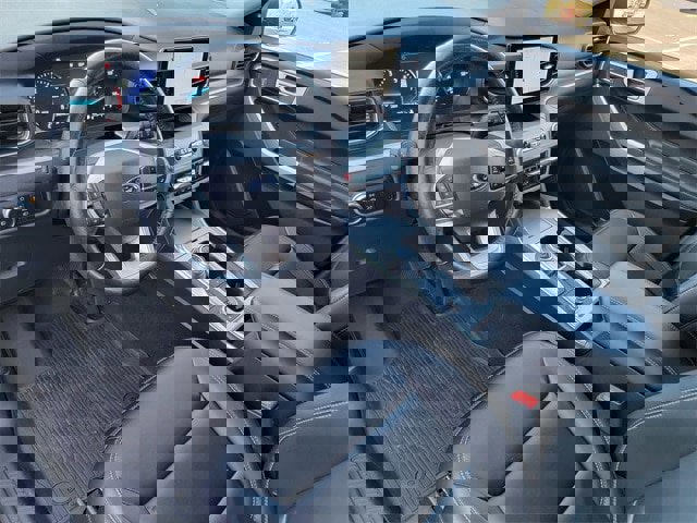 Certified 2022 Ford Explorer XLT w/ Equipment Group 202A image 19