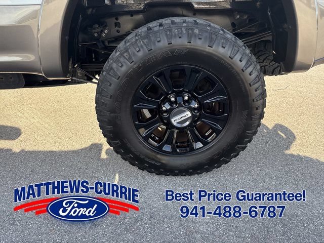 Certified 2022 Ford F250 King Ranch w/ Tremor Off-Road Package AWD/4WD image 17
