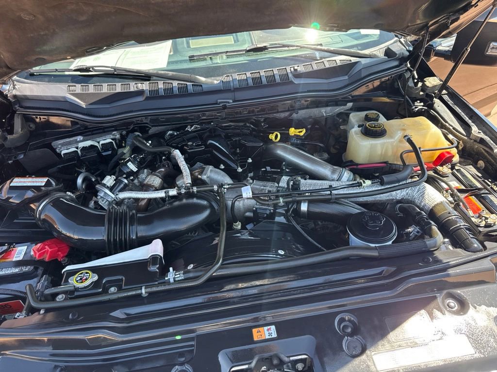Certified 2017 Ford F350 Platinum w/ Platinum Ultimate Package AWD/4WD image 56