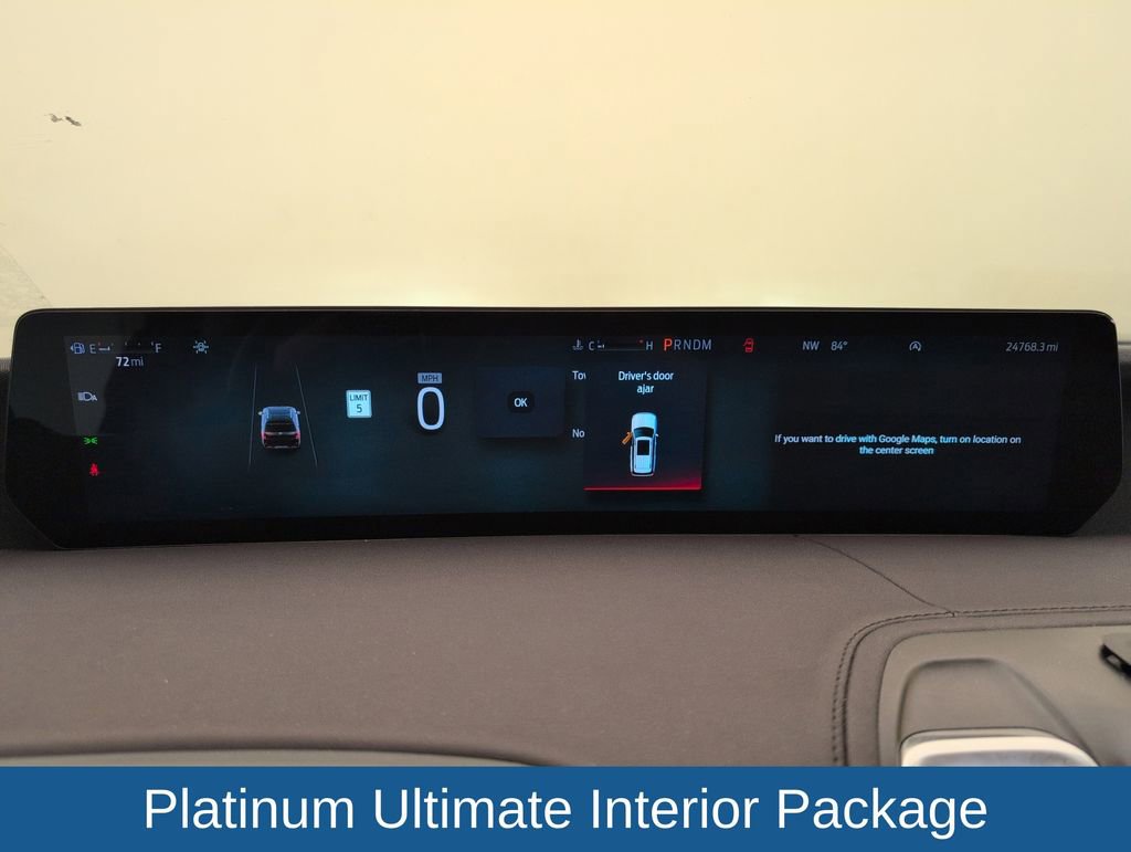 Certified 2025 Ford Expedition Platinum w/ Platinum Ultimate Package AWD/4WD image 24