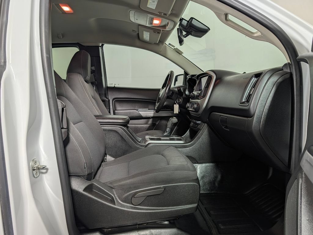Used 2021 Chevrolet Colorado LT w/ Fleet Safety Package RWD image 11