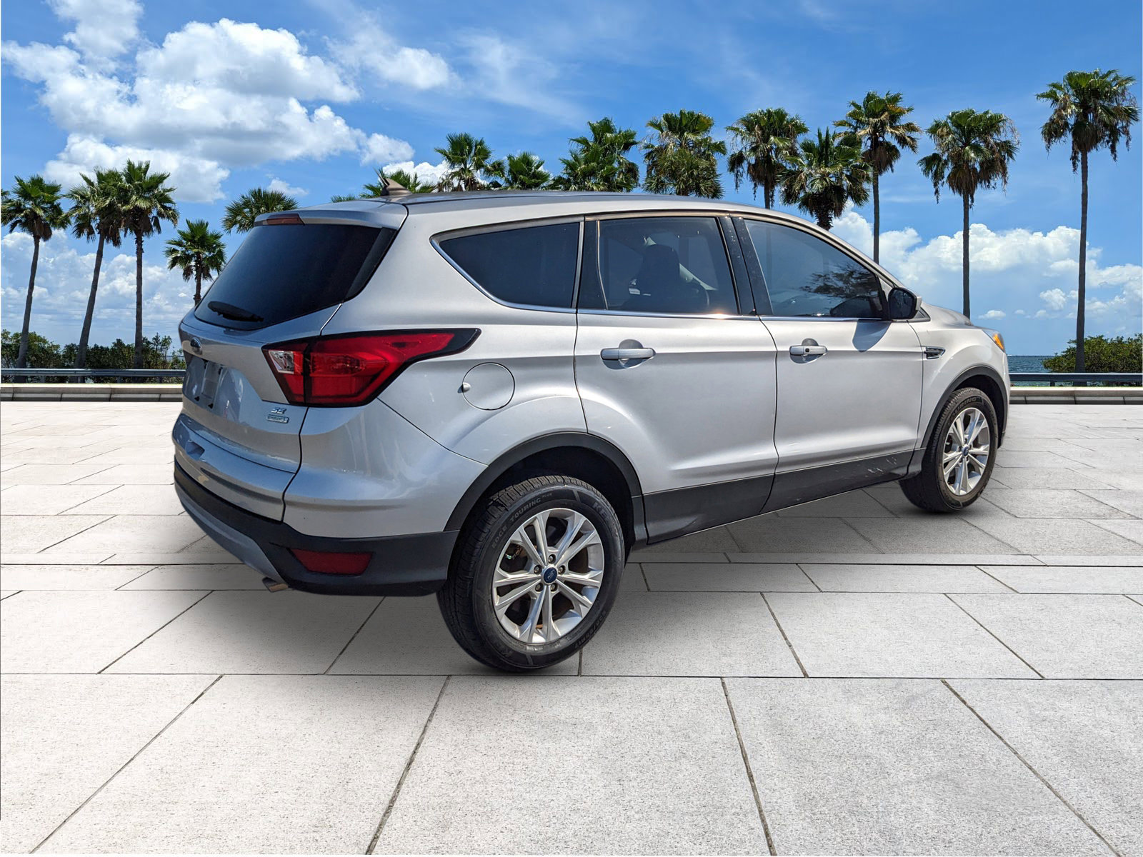 Certified 2019 Ford Escape SE image 8