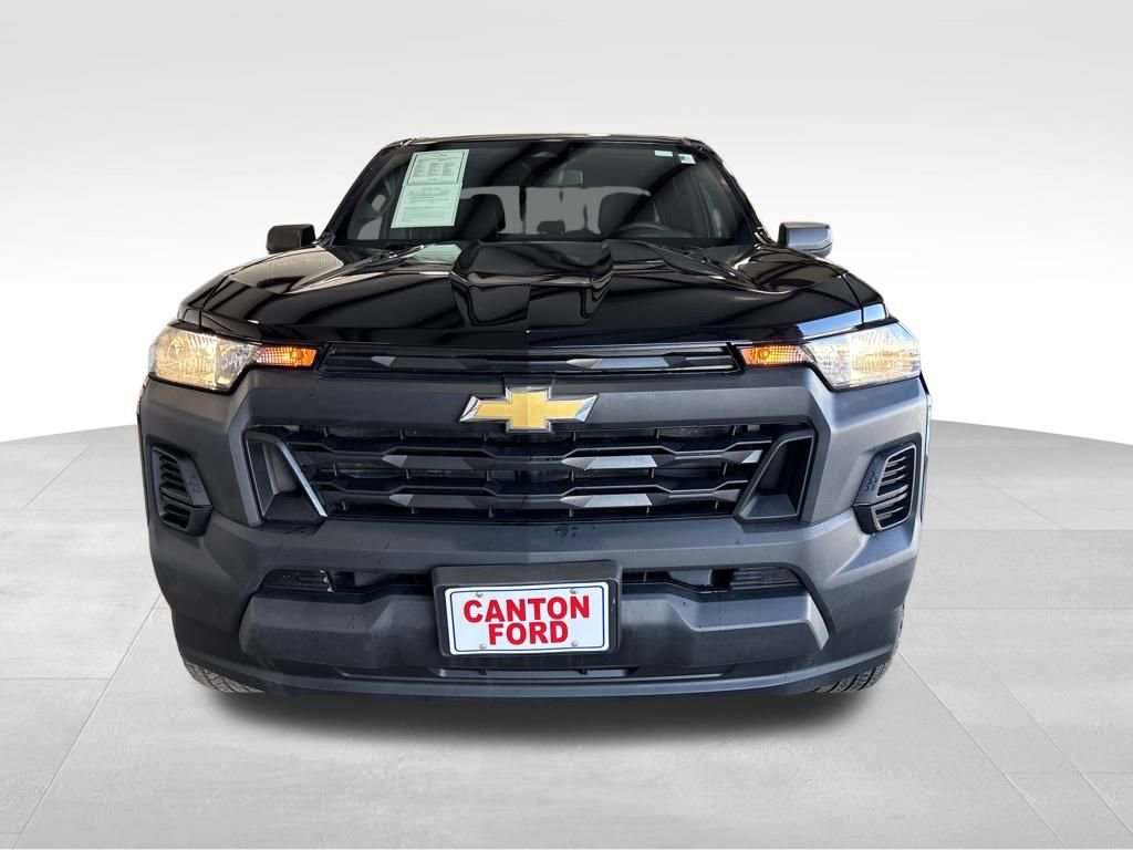 Used 2025 Chevrolet Colorado W/T image 8