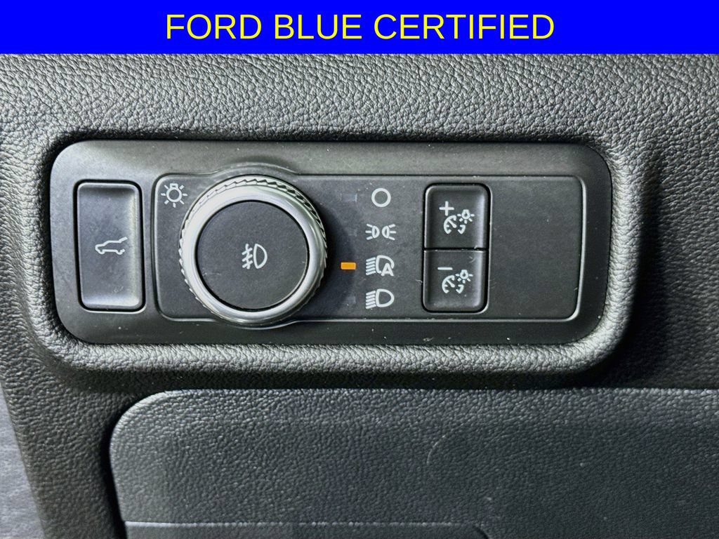 Certified 2022 Ford Explorer Limited AWD/4WD image 13
