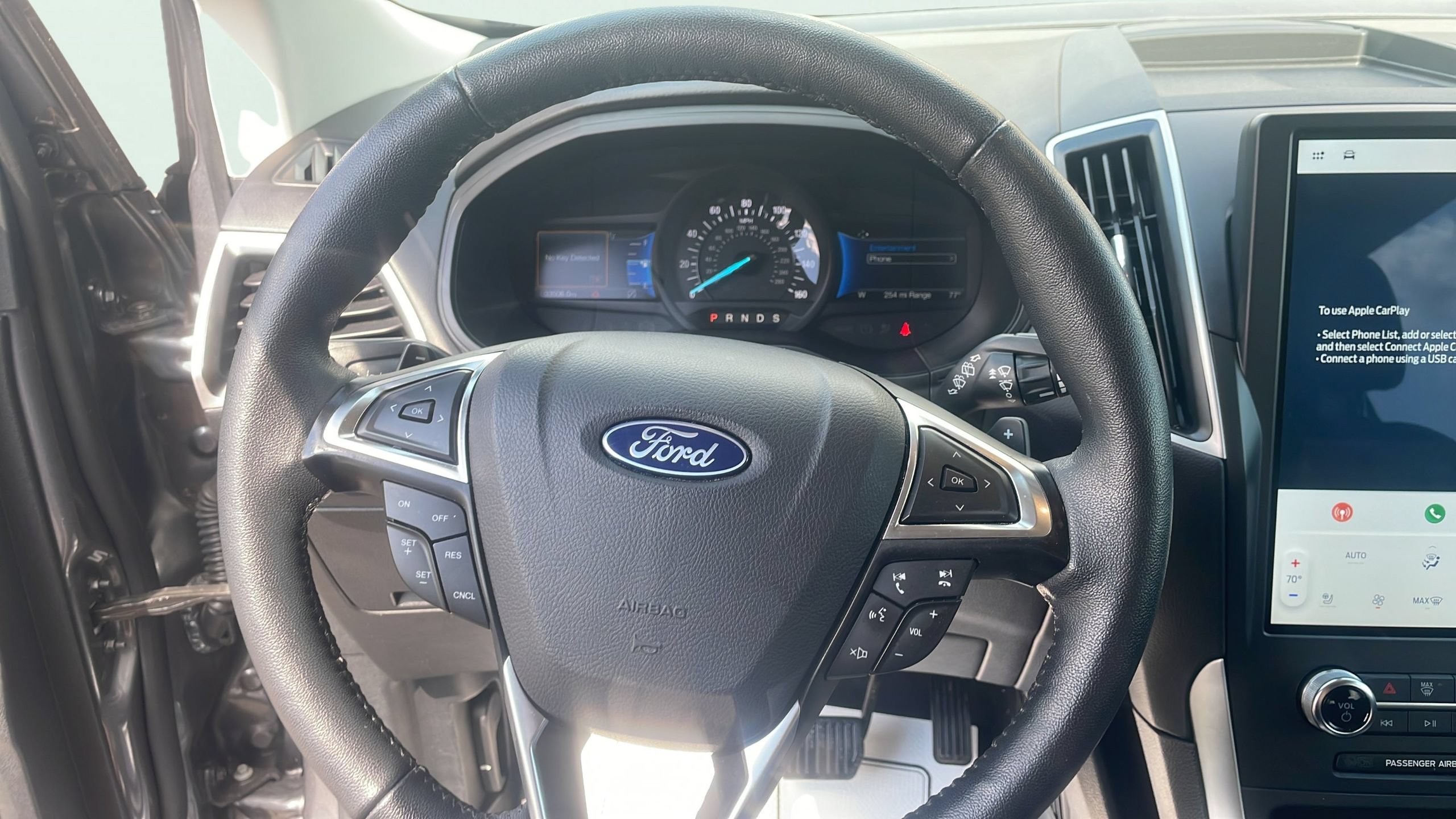 Certified 2024 Ford Edge SEL w/ Convenience Package AWD/4WD image 16
