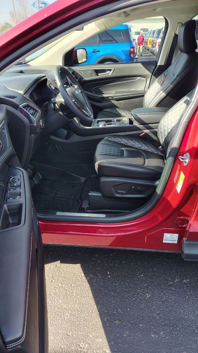 Certified 2024 Ford Edge Titanium image 14