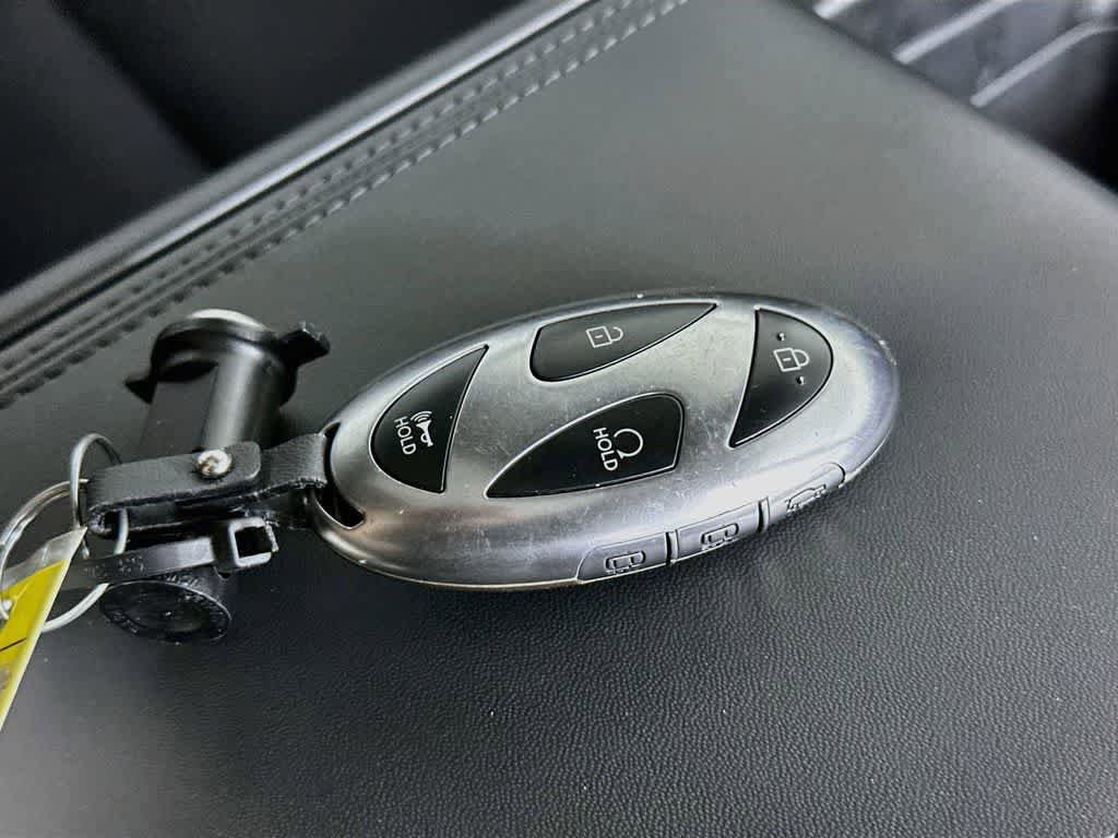 Used 2024 Hyundai Santa Fe Limited FWD image 20