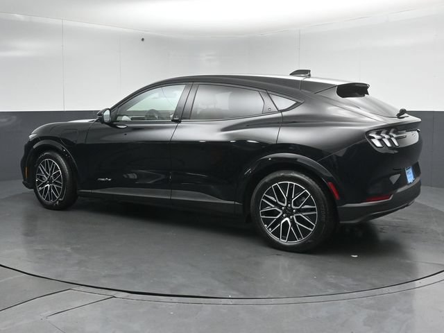 Certified 2025 Ford Mustang Mach-E Premium RWD image 5