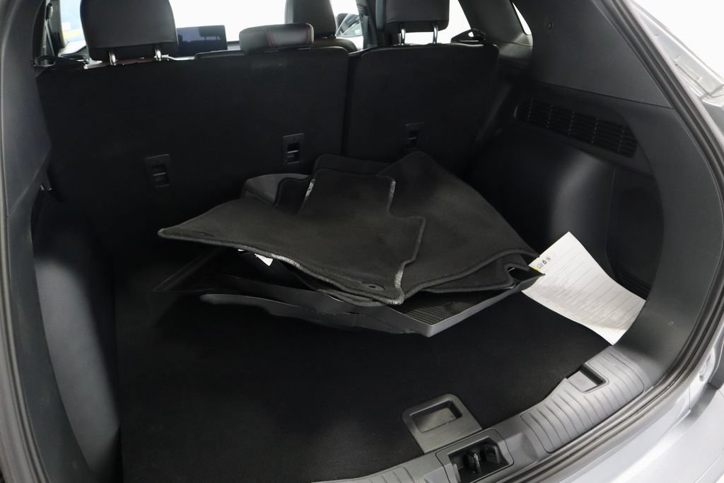 Certified 2025 Ford Escape ST-Line Elite w/ Premium Technology Package AWD/4WD image 16
