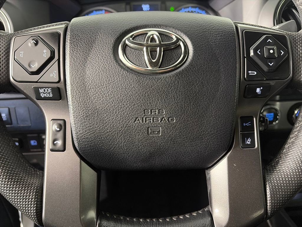 Used 2023 Toyota Tacoma TRD Off-Road AWD/4WD image 15