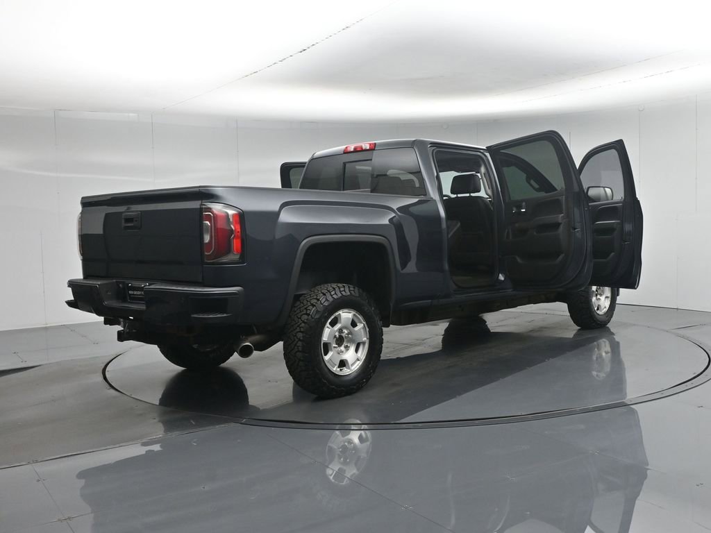 Used 2018 GMC Sierra 1500 Denali AWD/4WD image 30