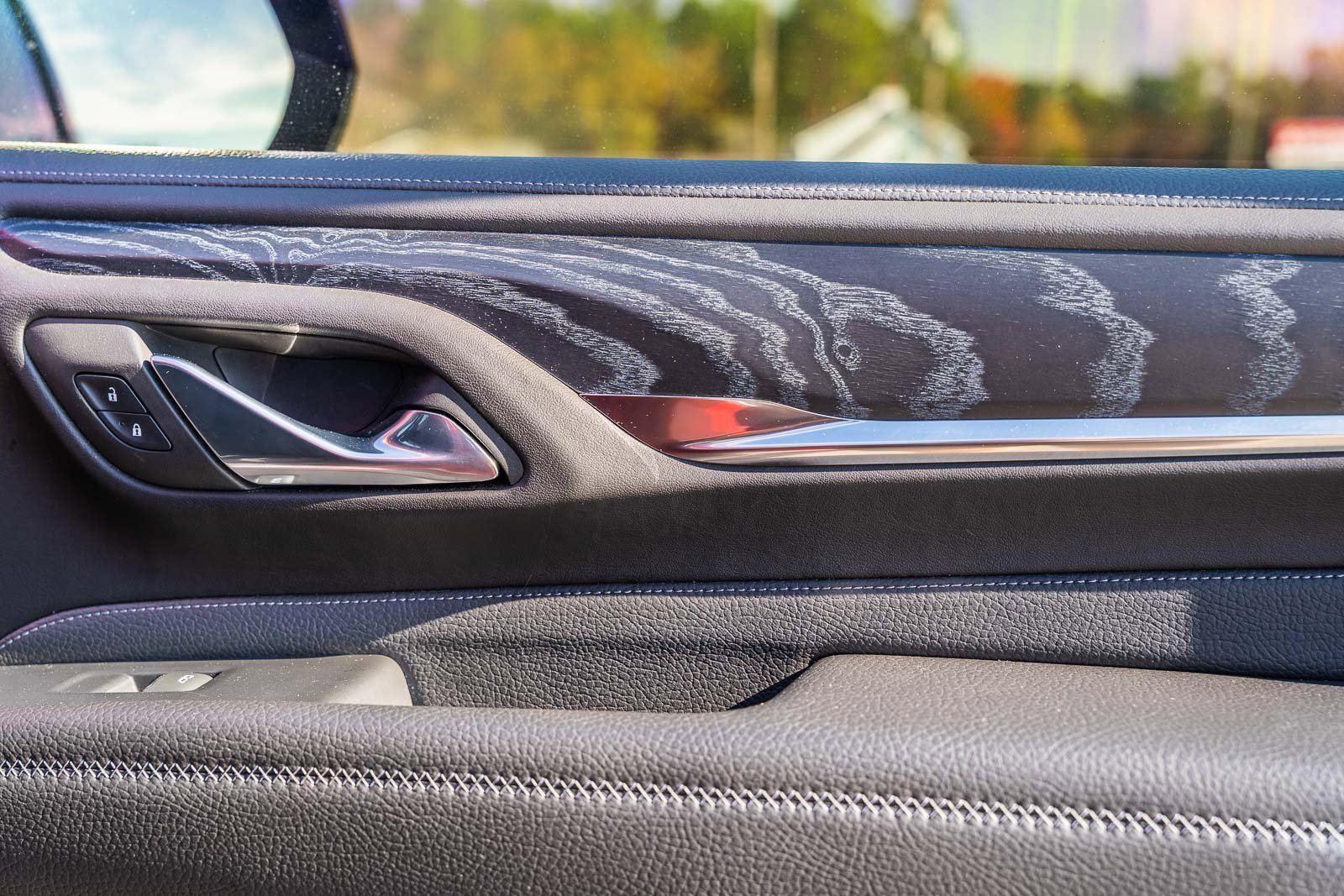 Used 2023 GMC Yukon Denali image 13