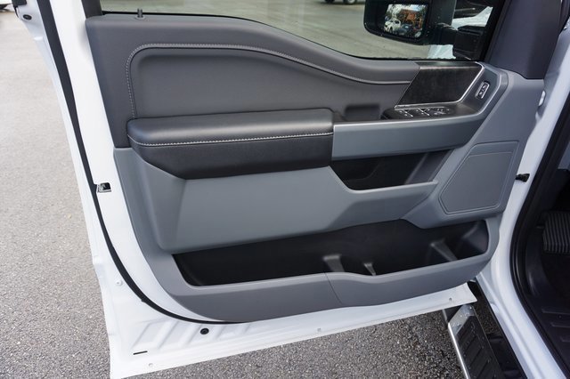 Certified 2022 Ford F150 XLT w/ Equipment Group 302A High image 32