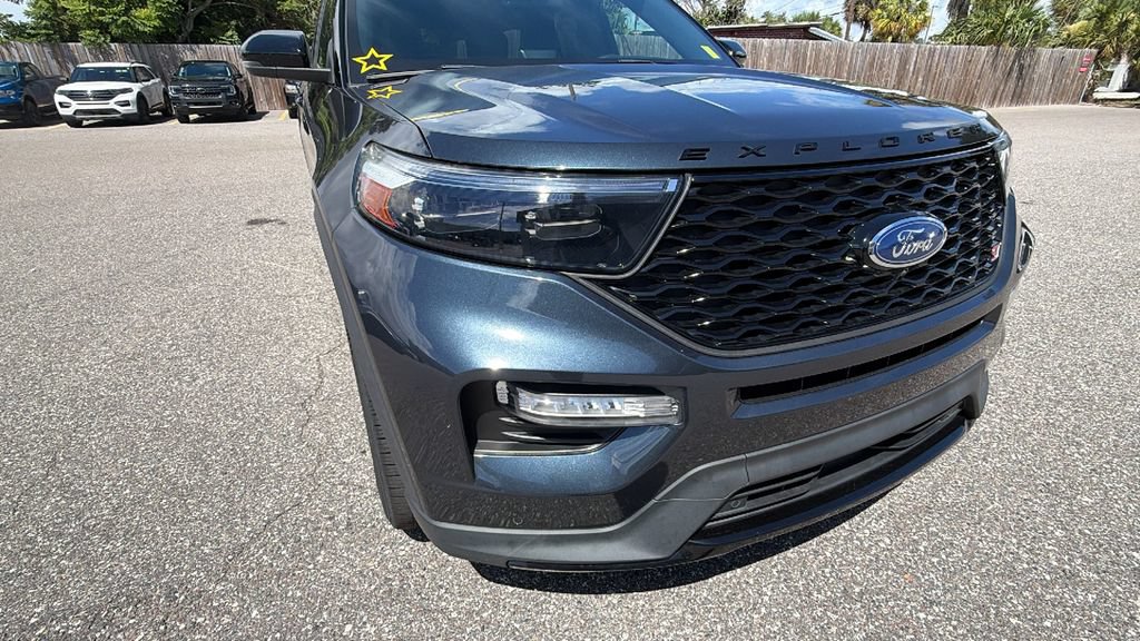 Certified 2023 Ford Explorer ST w/ Equipment Group 401A AWD/4WD image 9