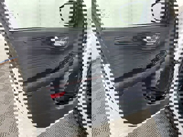 Certified 2024 Ford Escape ST-Line w/ Tech Pack #1 image 8