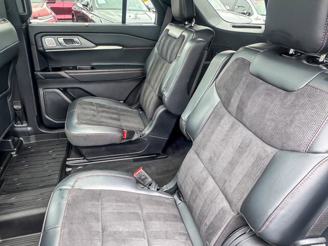 Certified 2025 Ford Explorer ST AWD/4WD image 18