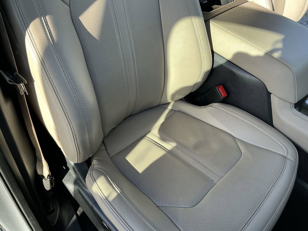 Certified 2024 Ford Expedition Max Limited image 22