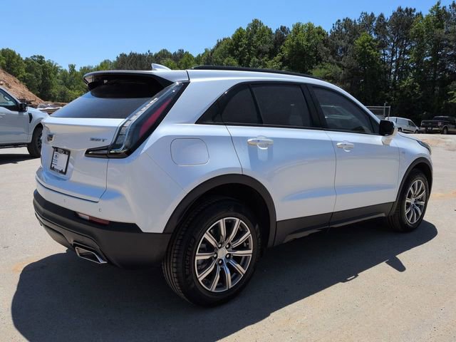 Used 2022 Cadillac XT4 Sport w/ Safety Alert Package image 4