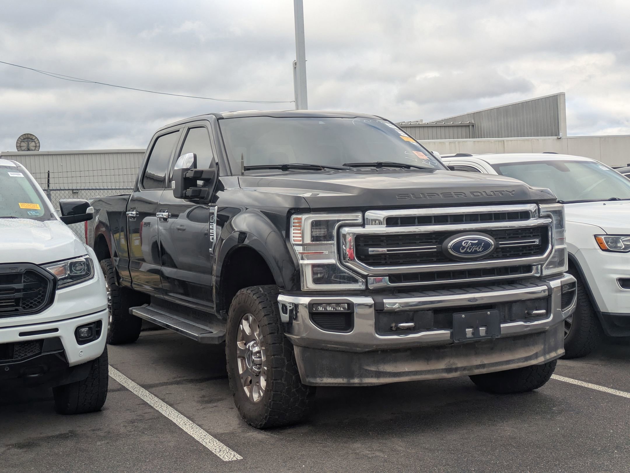 Certified 2022 Ford F250 Lariat w/ Lariat Ultimate Package image 3