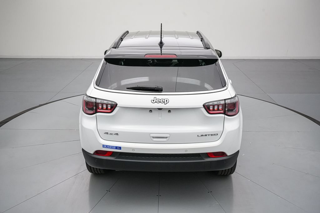 Used 2025 Jeep Compass Limited AWD/4WD image 5