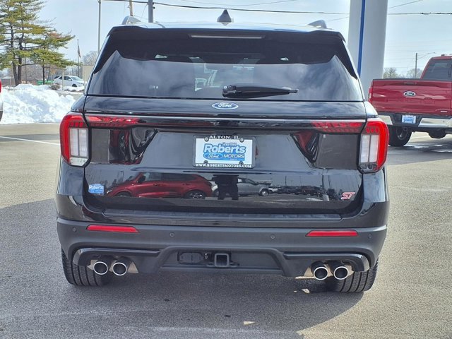 Certified 2025 Ford Explorer ST image 4
