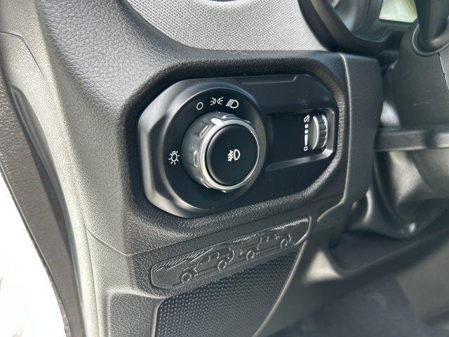 Used 2025 Jeep Wrangler Sport AWD/4WD image 27
