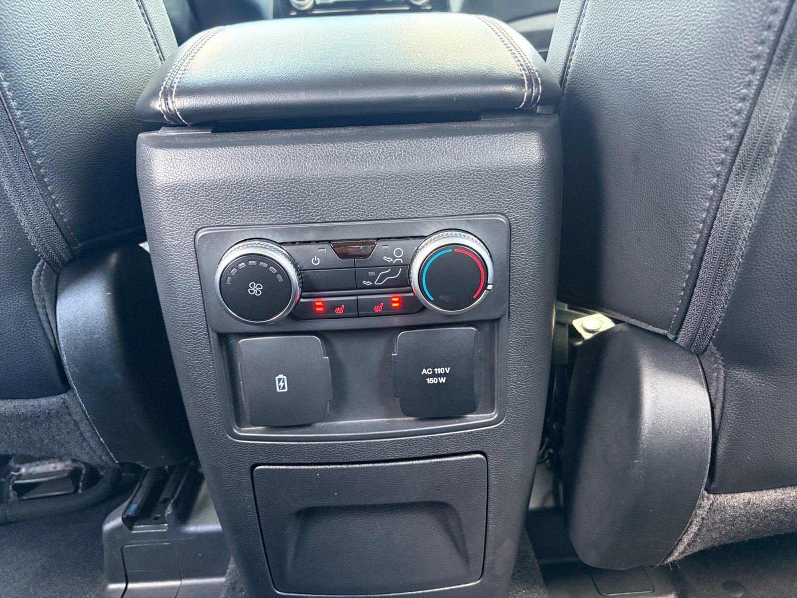 Certified 2023 Ford Explorer Limited w/ Limited Technology Package RWD image 26