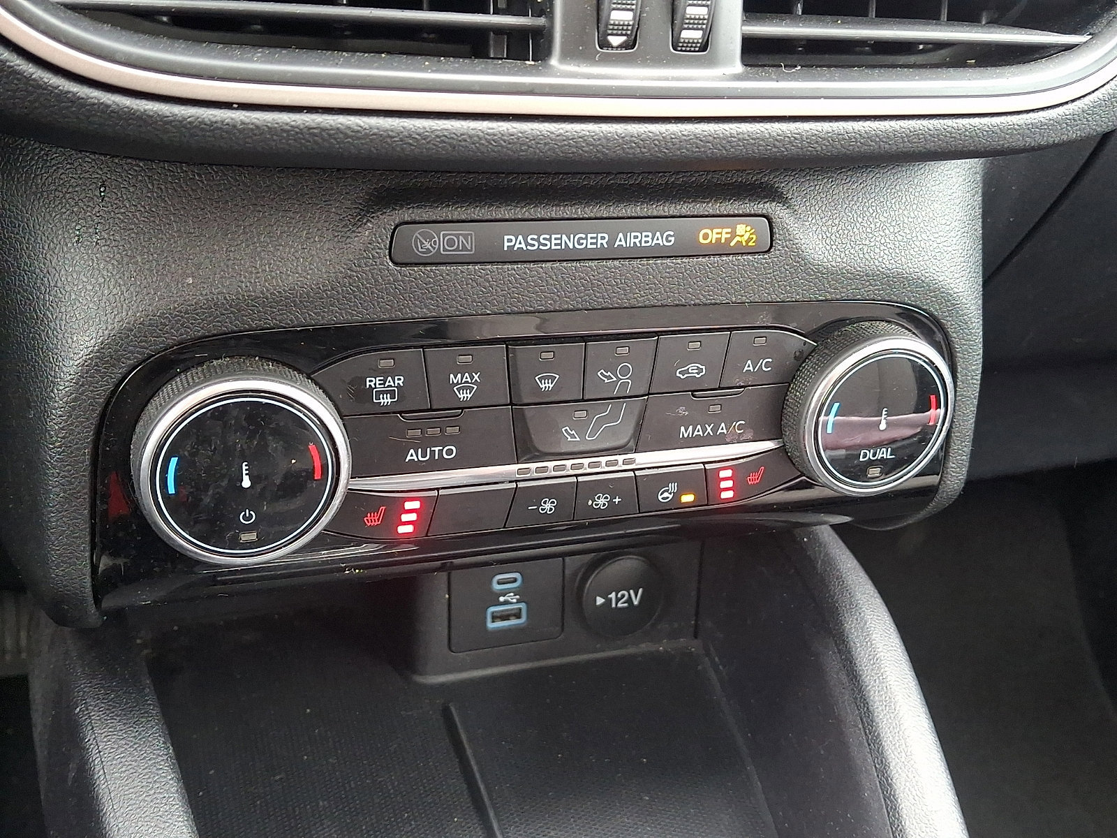 Certified 2022 Ford Escape SE w/ SE Sport Appearance Package AWD/4WD image 23